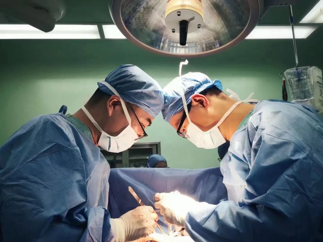 【春節我在崗】肝膽胰外科成功救治兩名腹腔大出血急診患者