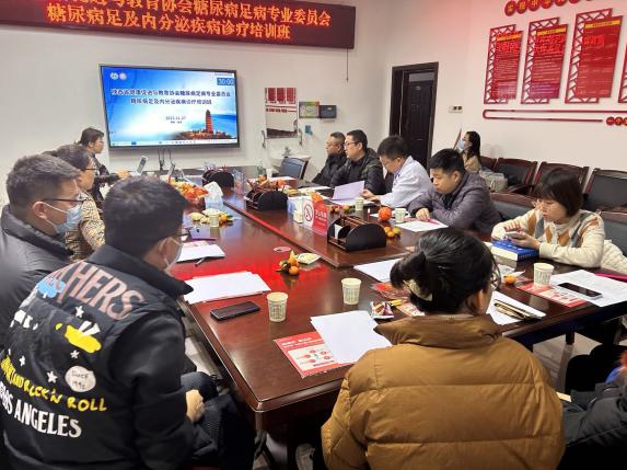 陜西省第二期糖尿病足與內(nèi)分泌疾病診療培訓(xùn)班采取線上線下方式進(jìn)行