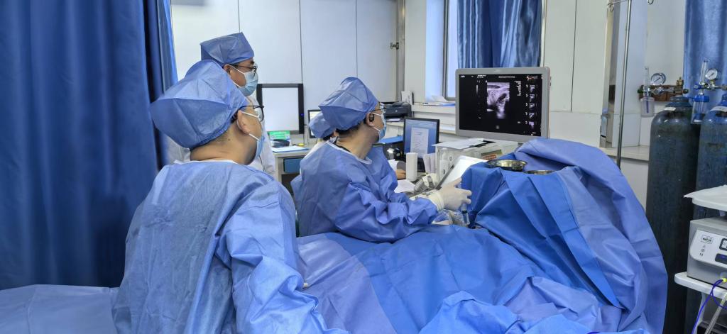 我院甲狀旁腺射頻消融術首獲成功