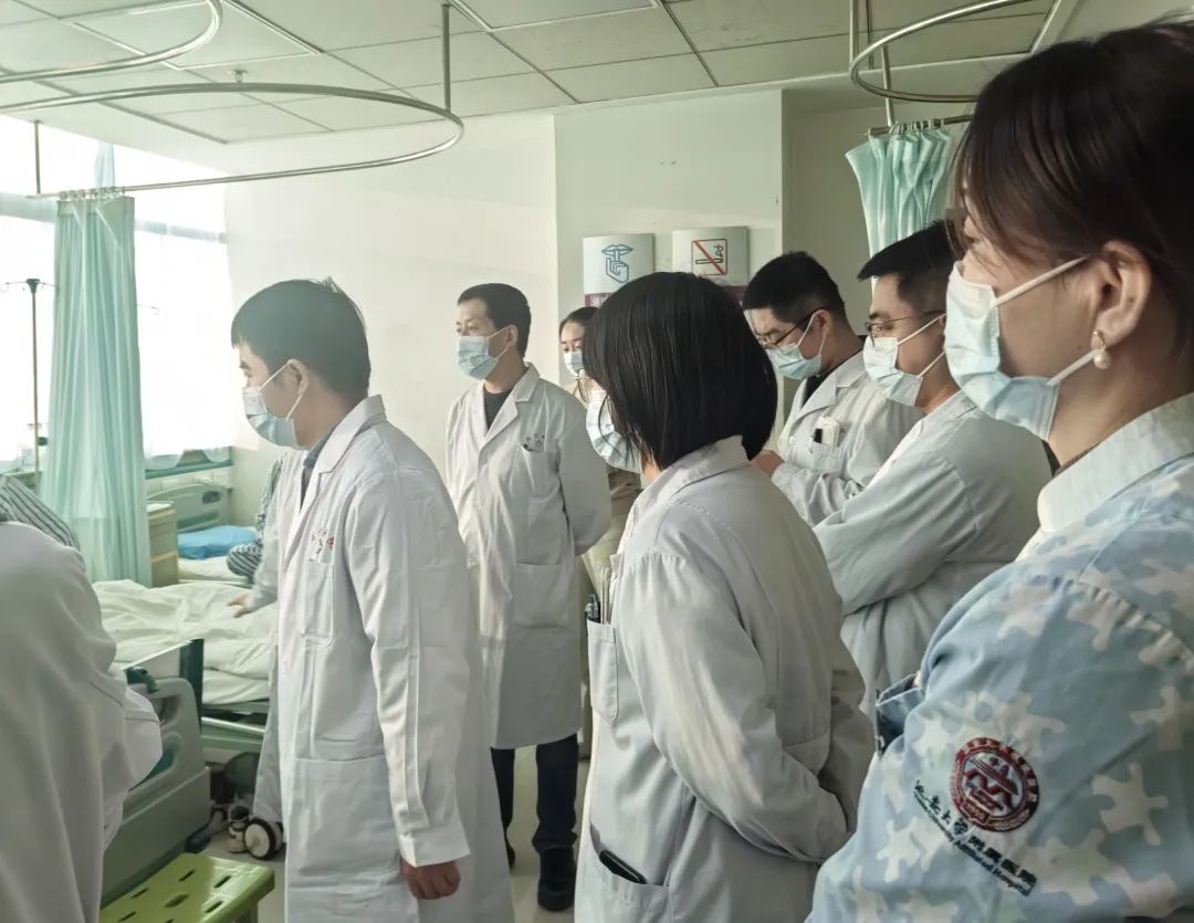 交大二附院耳鼻喉專家羅花南主任來我院定期坐診