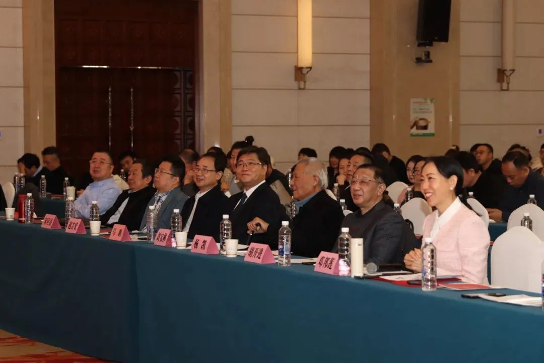 陜西省口腔醫(yī)學(xué)會牙及牙槽外科專委會第二屆學(xué)術(shù)年會在延安成功舉辦