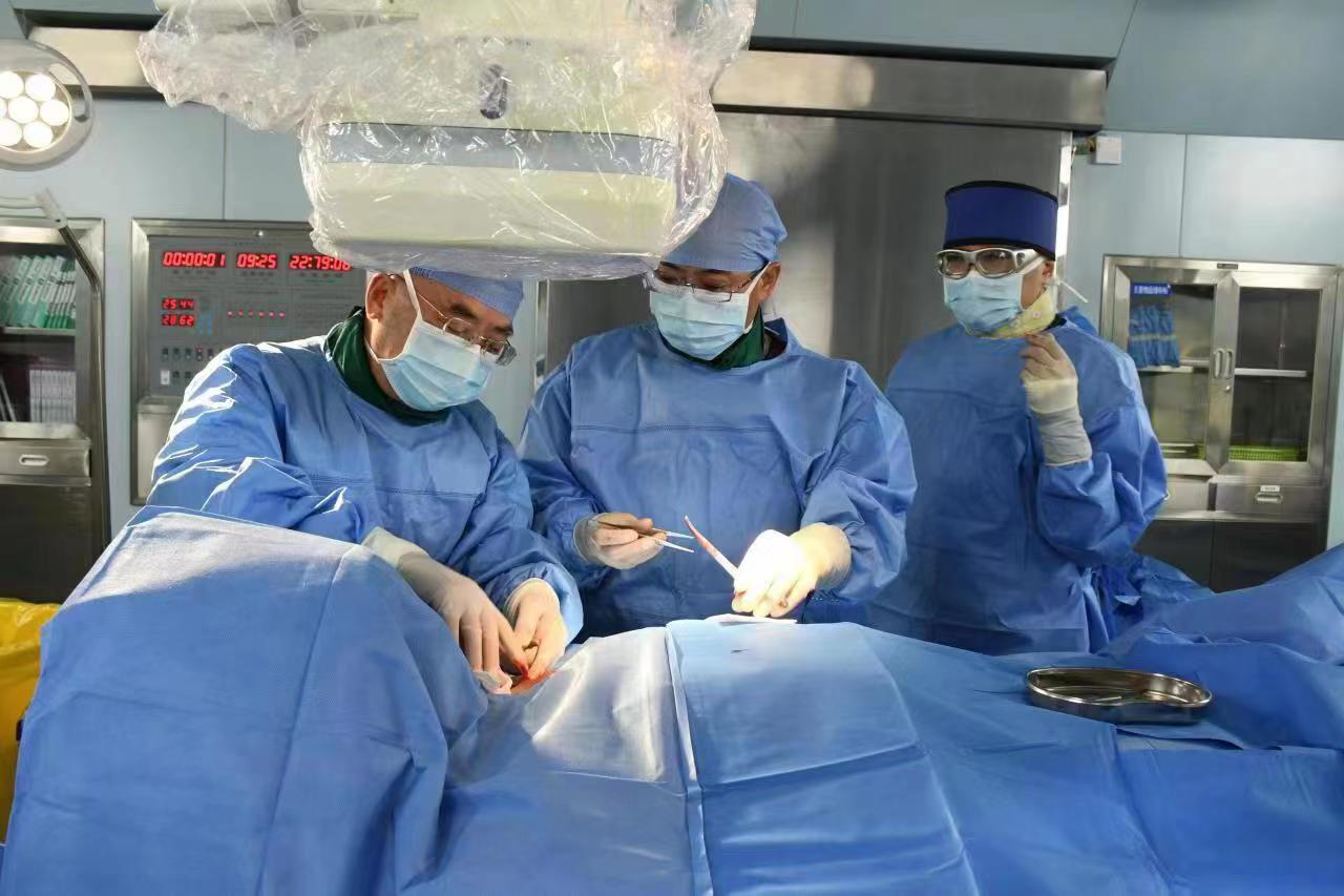 心腦血管病醫院成功完成一例高難度單腔ICD植入術