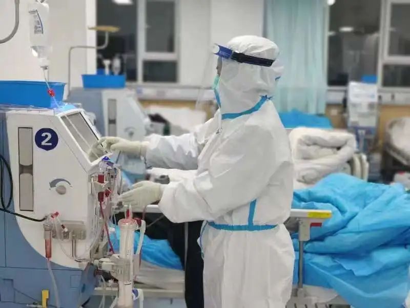 疫情中負重前行的腎內科