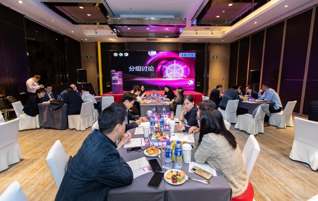 我院感染病科高曉紅主任應邀參加首期《主任聯盟——引領肝病感染航向標》項目