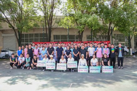 凝“繩”聚力展風采  迎“籃”而上露鋒芒——我院舉辦2024年首屆住培師生籃球友誼賽暨首屆住培醫師拔河比賽