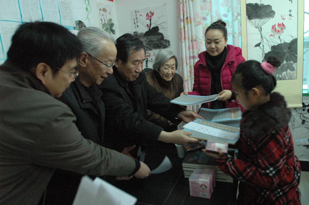 院關(guān)工委舉辦青少年思想道德教育主題活動暨書畫學(xué)習(xí)班